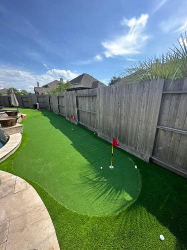 Turf design, putting green, backyard turf, rymar turf