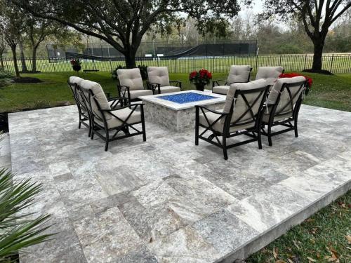 Firepit, outdoor seating