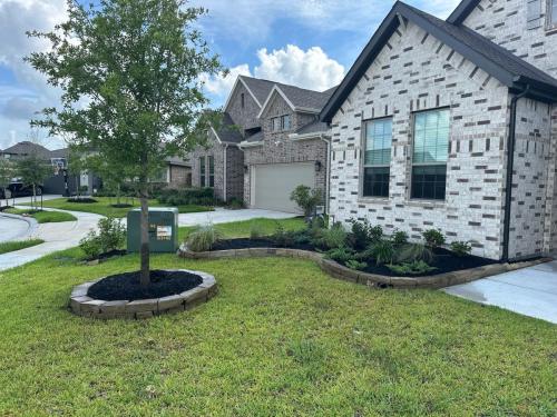 landscaping, plant bed design, gardens